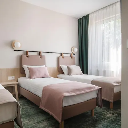 Hi Hotel Gdansk Airport Екстер'єр фото